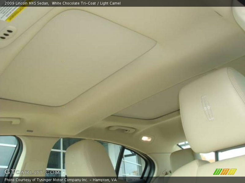 White Chocolate Tri-Coat / Light Camel 2009 Lincoln MKS Sedan