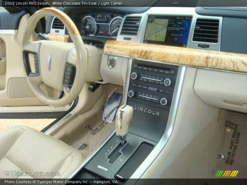 White Chocolate Tri-Coat / Light Camel 2009 Lincoln MKS Sedan