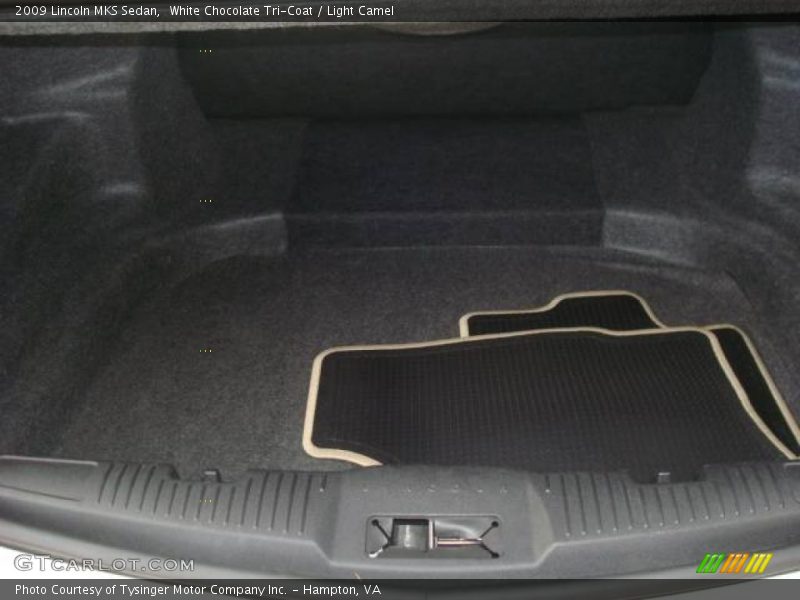 White Chocolate Tri-Coat / Light Camel 2009 Lincoln MKS Sedan