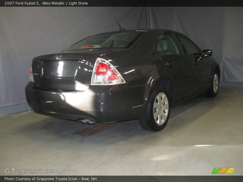 Alloy Metallic / Light Stone 2007 Ford Fusion S
