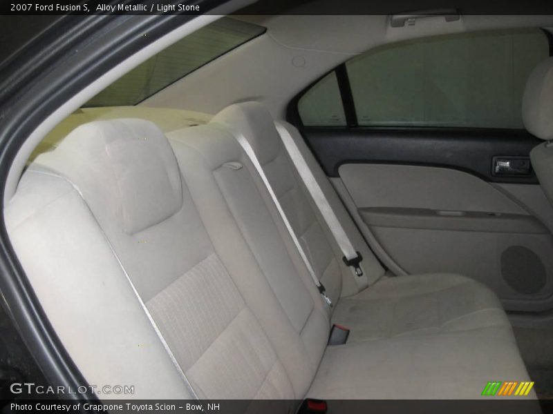 Alloy Metallic / Light Stone 2007 Ford Fusion S