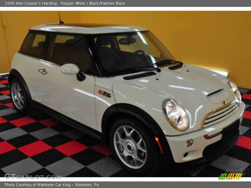 Pepper White / Black/Panther Black 2006 Mini Cooper S Hardtop