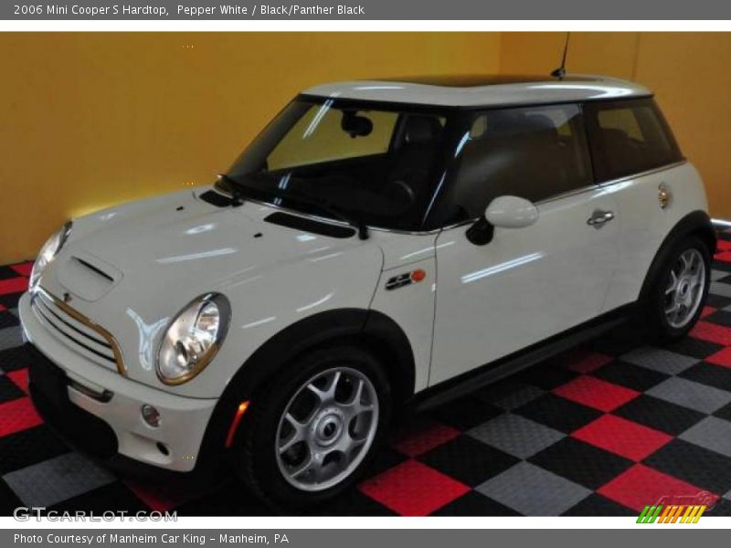 Pepper White / Black/Panther Black 2006 Mini Cooper S Hardtop