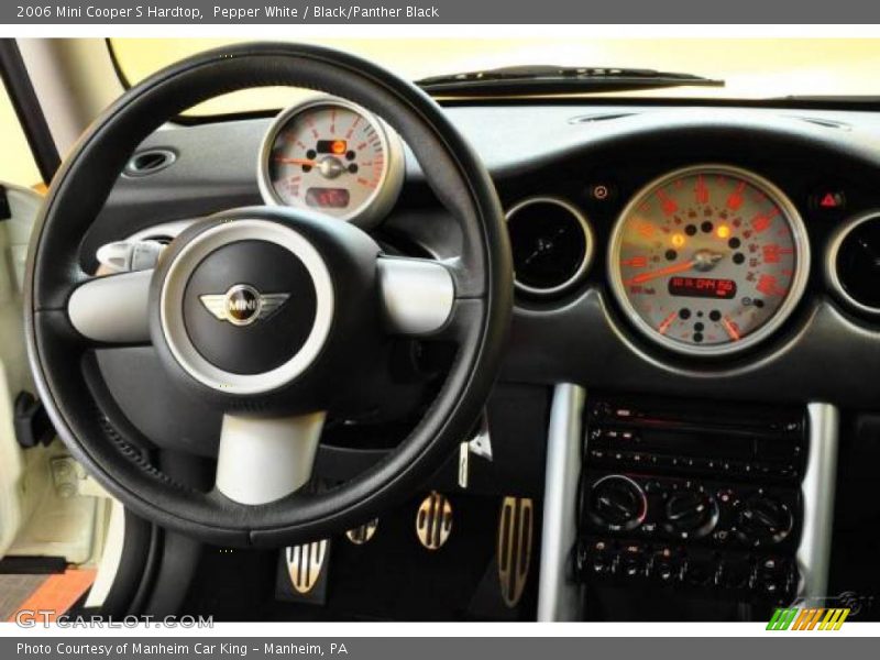 Pepper White / Black/Panther Black 2006 Mini Cooper S Hardtop