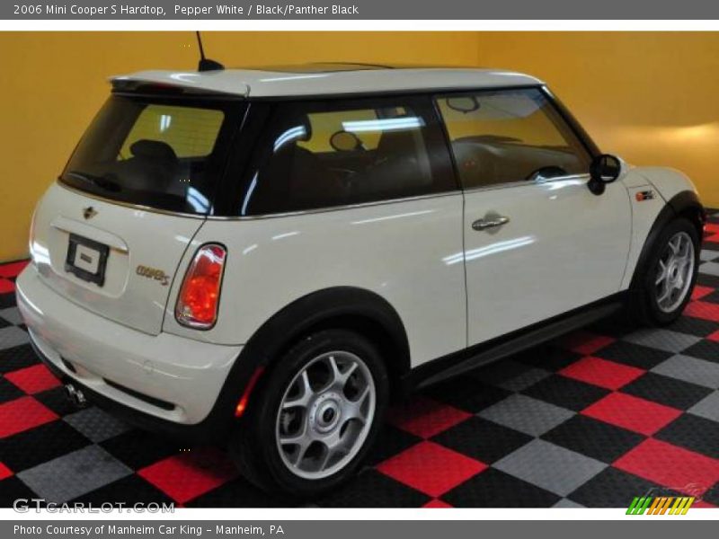 Pepper White / Black/Panther Black 2006 Mini Cooper S Hardtop