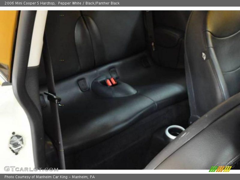 Pepper White / Black/Panther Black 2006 Mini Cooper S Hardtop