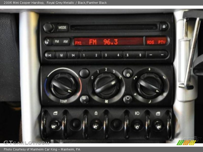 Royal Grey Metallic / Black/Panther Black 2006 Mini Cooper Hardtop