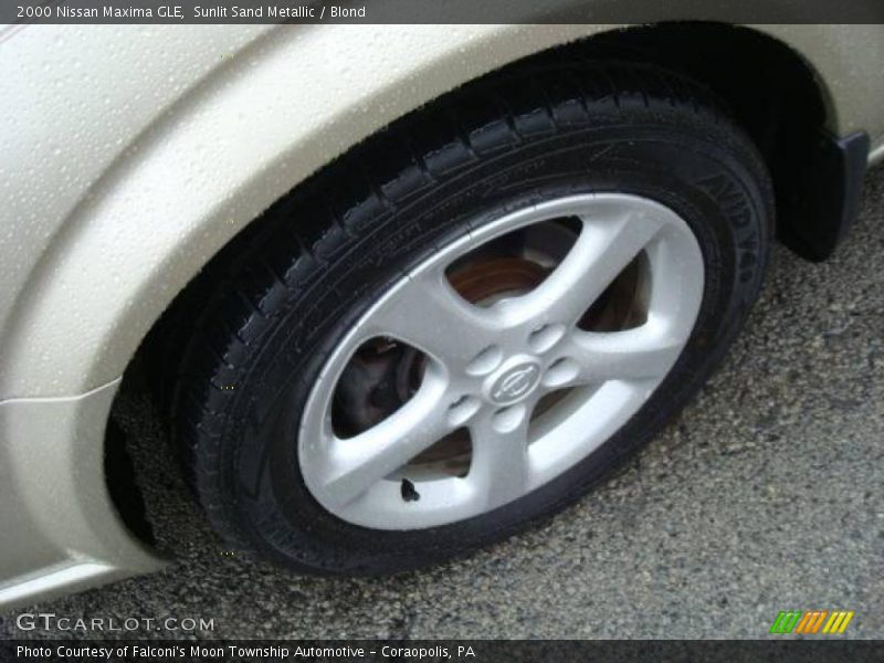 Sunlit Sand Metallic / Blond 2000 Nissan Maxima GLE