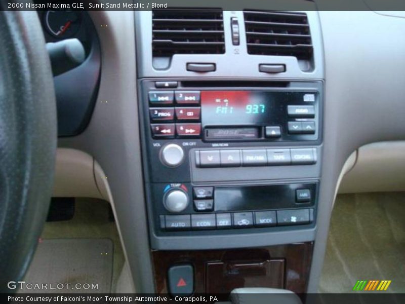Sunlit Sand Metallic / Blond 2000 Nissan Maxima GLE
