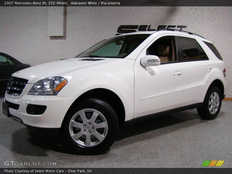 Alabaster White / Macadamia 2007 Mercedes-Benz ML 350 4Matic