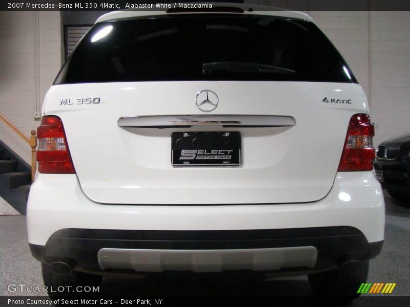 Alabaster White / Macadamia 2007 Mercedes-Benz ML 350 4Matic