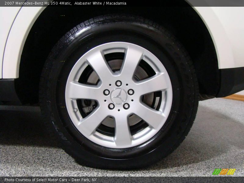 Alabaster White / Macadamia 2007 Mercedes-Benz ML 350 4Matic