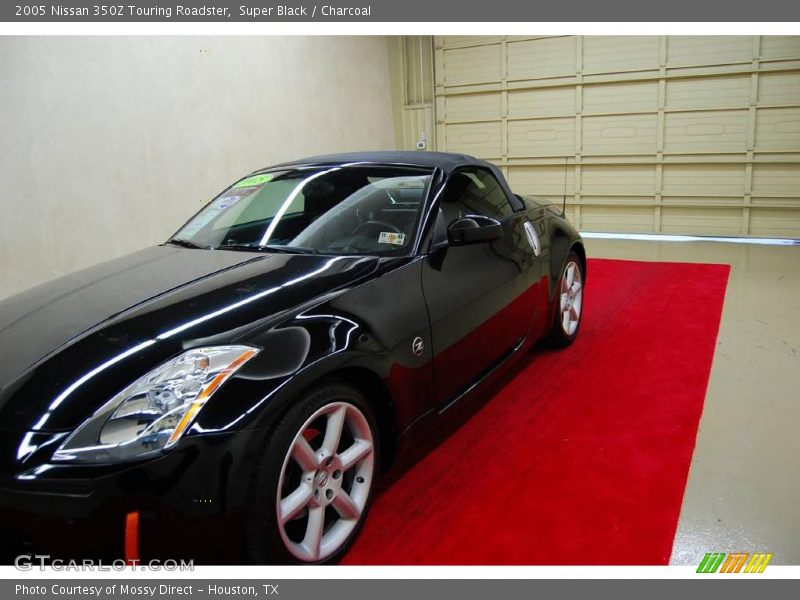 Super Black / Charcoal 2005 Nissan 350Z Touring Roadster