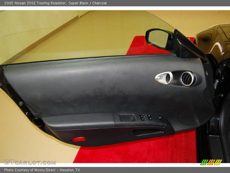 Super Black / Charcoal 2005 Nissan 350Z Touring Roadster