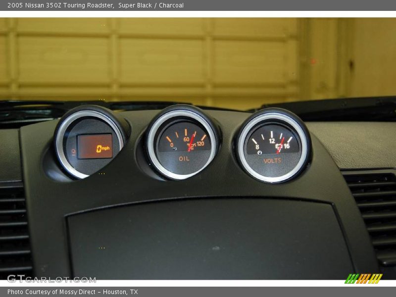 Super Black / Charcoal 2005 Nissan 350Z Touring Roadster