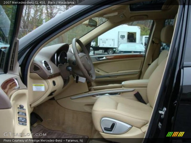 Black / Macadamia 2007 Mercedes-Benz GL 450