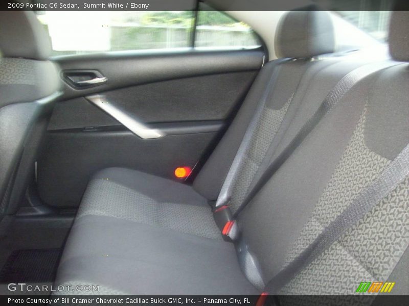 Summit White / Ebony 2009 Pontiac G6 Sedan