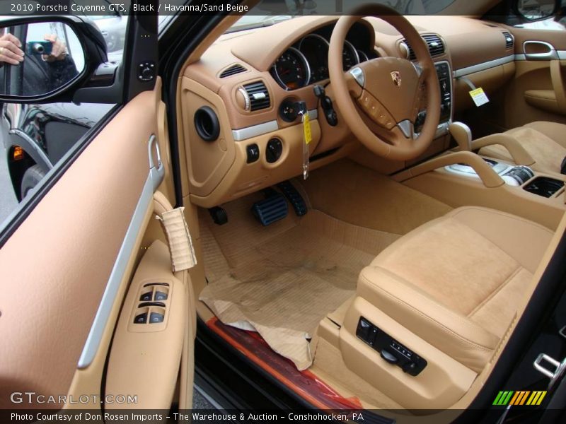 Black / Havanna/Sand Beige 2010 Porsche Cayenne GTS