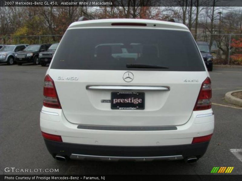 Alabaster White / Macadamia 2007 Mercedes-Benz GL 450