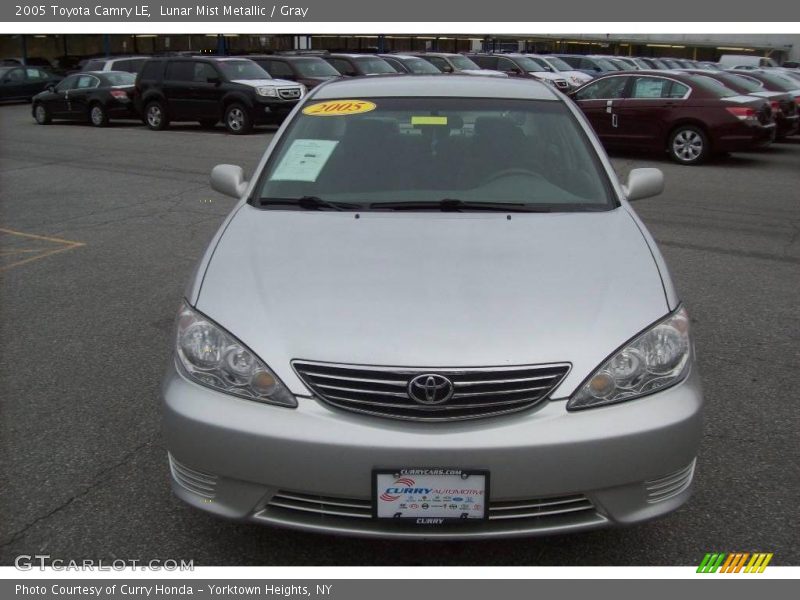 Lunar Mist Metallic / Gray 2005 Toyota Camry LE