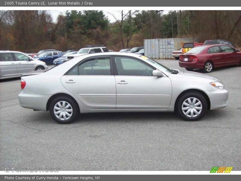Lunar Mist Metallic / Gray 2005 Toyota Camry LE