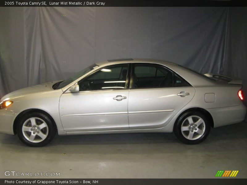 Lunar Mist Metallic / Dark Gray 2005 Toyota Camry SE