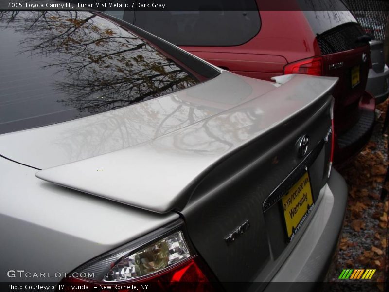 Lunar Mist Metallic / Dark Gray 2005 Toyota Camry LE
