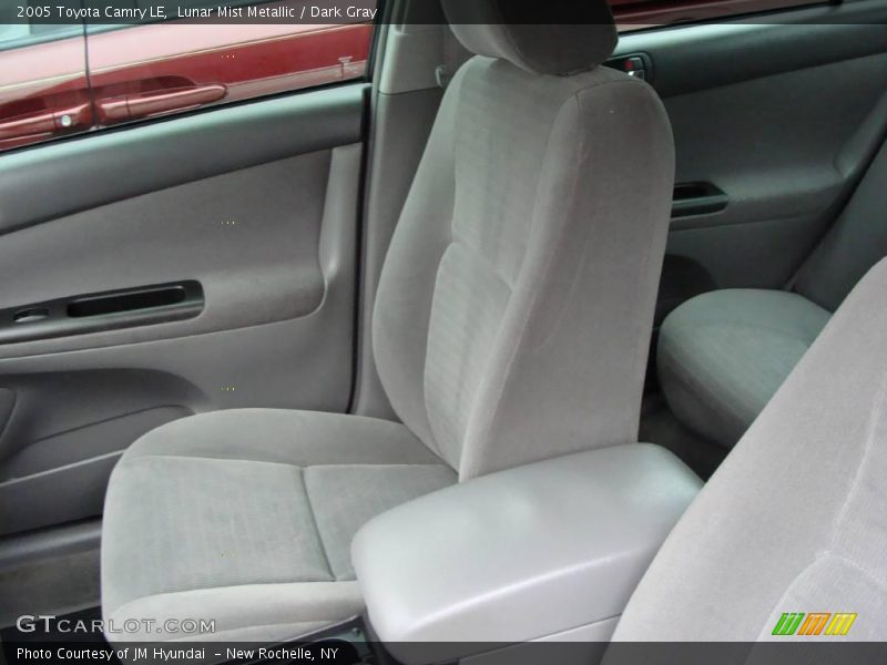 Lunar Mist Metallic / Dark Gray 2005 Toyota Camry LE