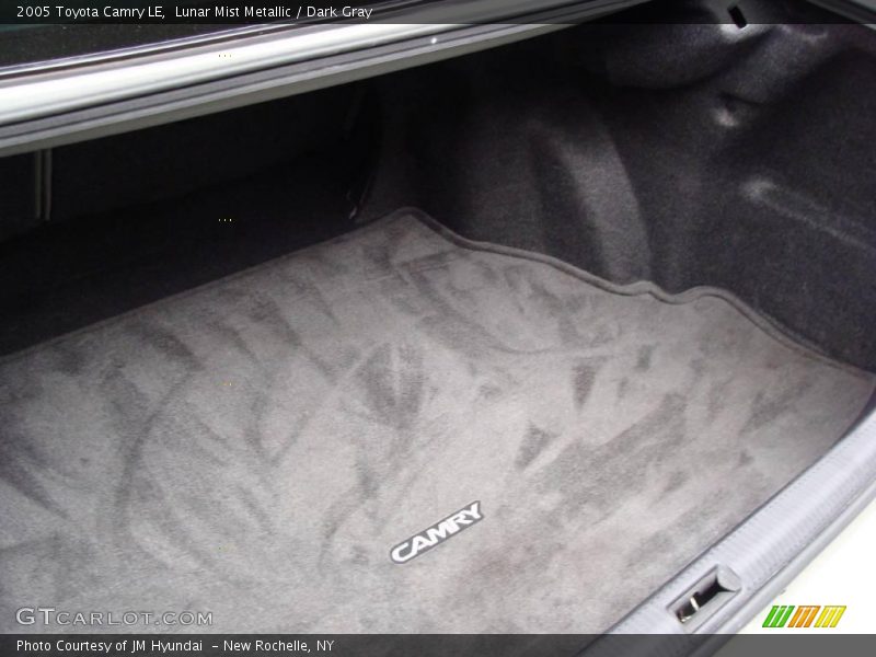 Lunar Mist Metallic / Dark Gray 2005 Toyota Camry LE
