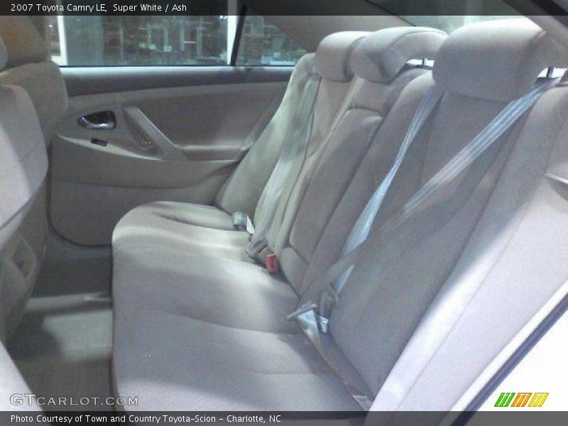 Super White / Ash 2007 Toyota Camry LE