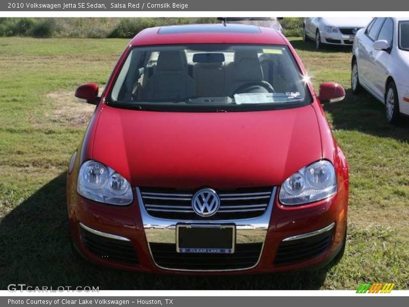 Salsa Red / Cornsilk Beige 2010 Volkswagen Jetta SE Sedan