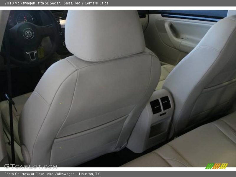 Salsa Red / Cornsilk Beige 2010 Volkswagen Jetta SE Sedan