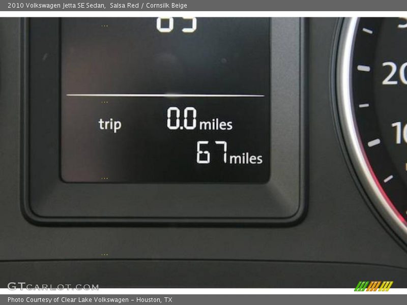 Salsa Red / Cornsilk Beige 2010 Volkswagen Jetta SE Sedan