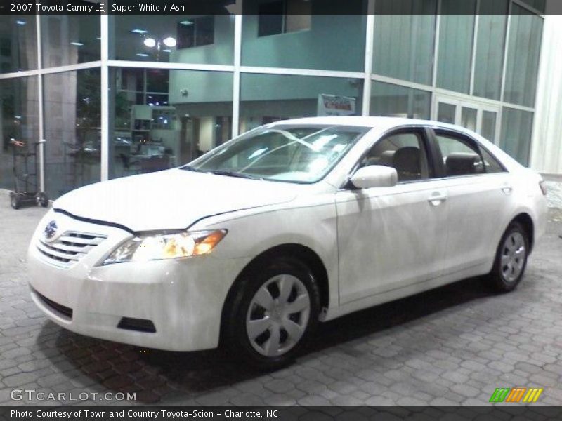 Super White / Ash 2007 Toyota Camry LE