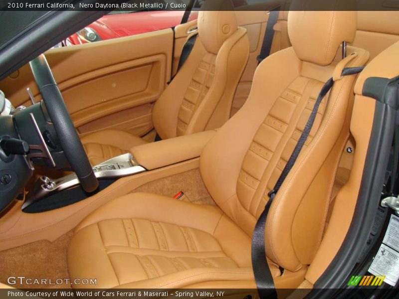  2010 California  Cuoio Interior