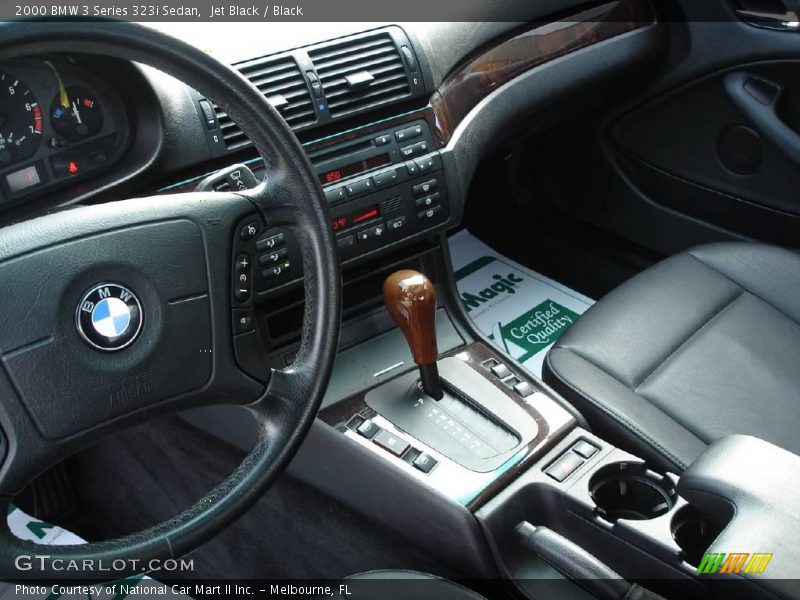 Jet Black / Black 2000 BMW 3 Series 323i Sedan