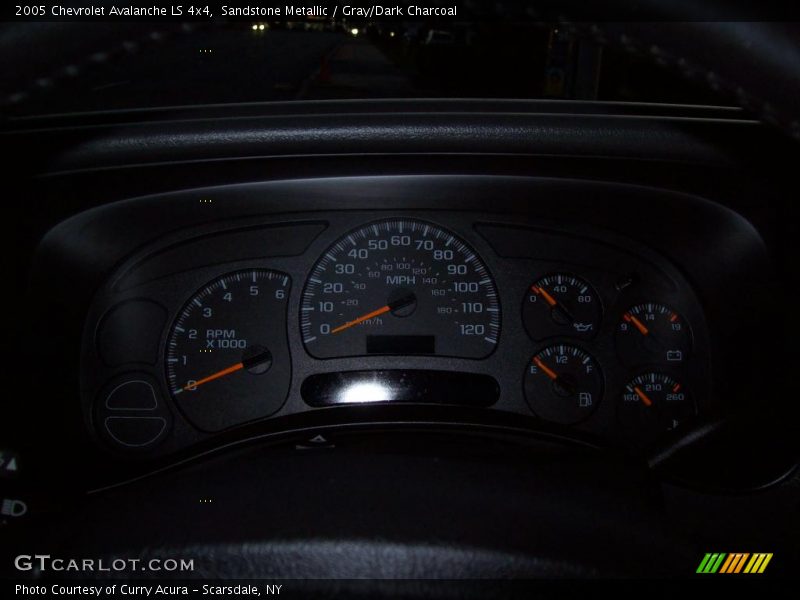 Sandstone Metallic / Gray/Dark Charcoal 2005 Chevrolet Avalanche LS 4x4