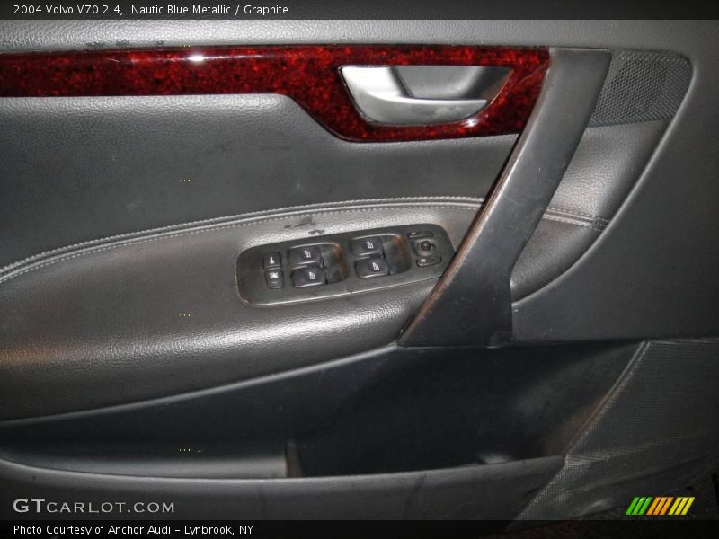 Nautic Blue Metallic / Graphite 2004 Volvo V70 2.4