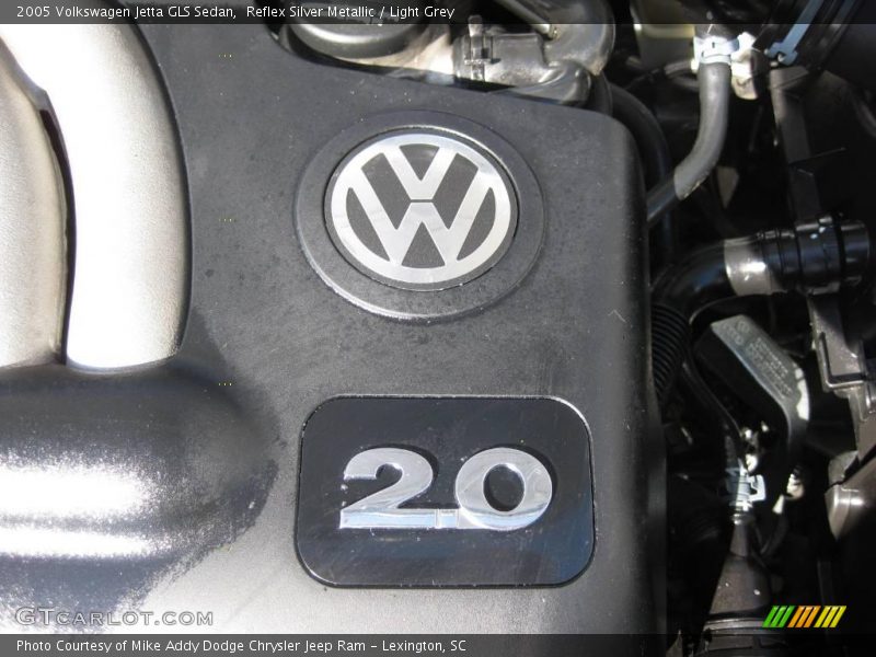 Reflex Silver Metallic / Light Grey 2005 Volkswagen Jetta GLS Sedan