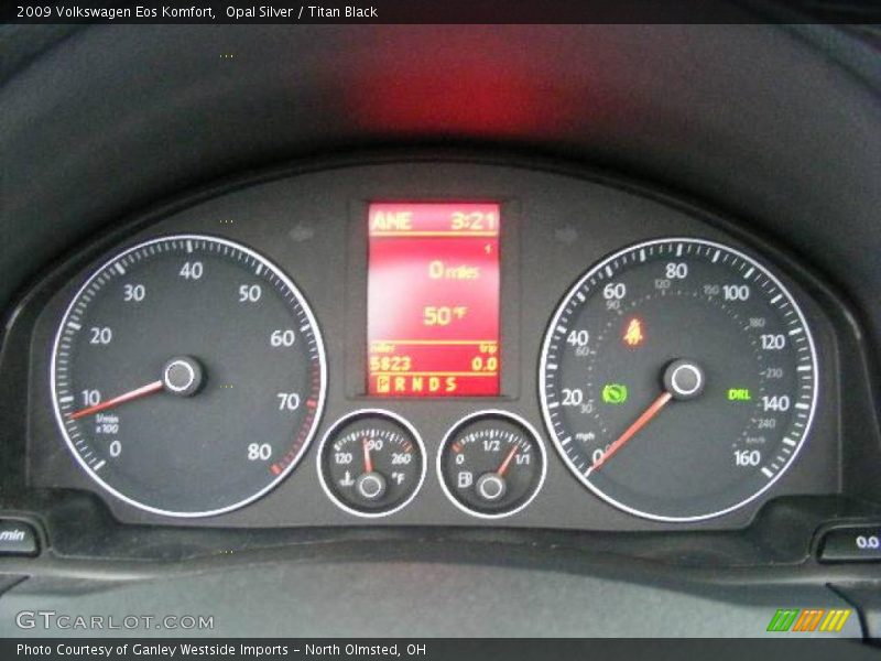 Opal Silver / Titan Black 2009 Volkswagen Eos Komfort