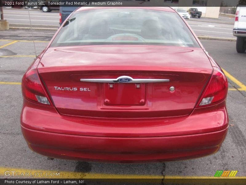 Toreador Red Metallic / Medium Graphite 2001 Ford Taurus SEL