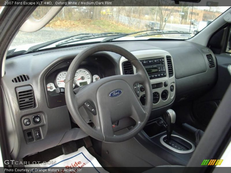 Oxford White / Medium/Dark Flint 2007 Ford Escape XLT 4WD