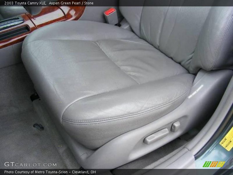 Aspen Green Pearl / Stone 2003 Toyota Camry XLE
