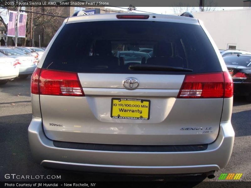 Silver Shadow Pearl / Stone 2005 Toyota Sienna LE AWD