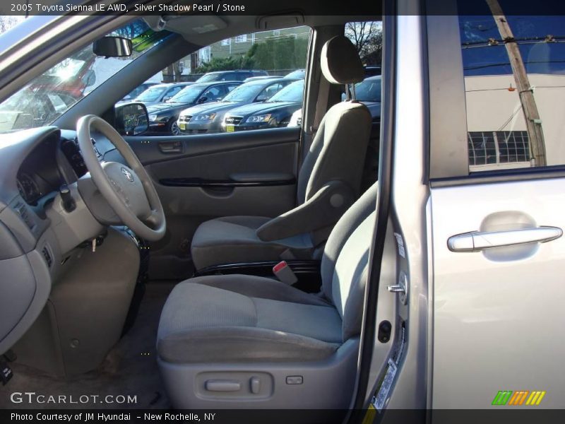Silver Shadow Pearl / Stone 2005 Toyota Sienna LE AWD