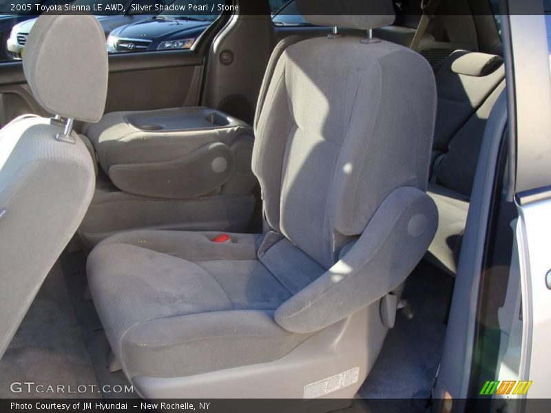 Silver Shadow Pearl / Stone 2005 Toyota Sienna LE AWD