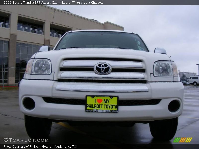 Natural White / Light Charcoal 2006 Toyota Tundra SR5 Access Cab