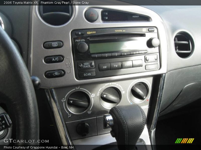 Phantom Gray Pearl / Stone Gray 2006 Toyota Matrix XR