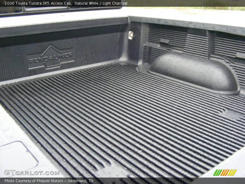 Natural White / Light Charcoal 2006 Toyota Tundra SR5 Access Cab
