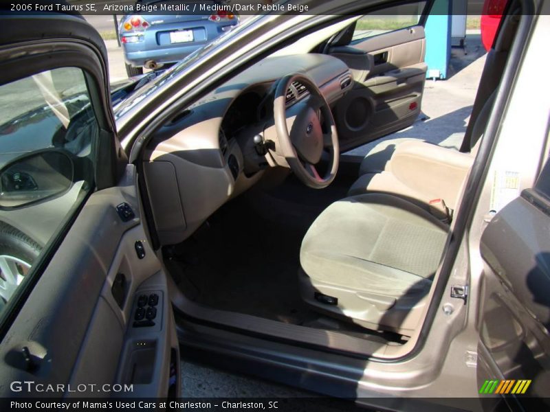Arizona Beige Metallic / Medium/Dark Pebble Beige 2006 Ford Taurus SE